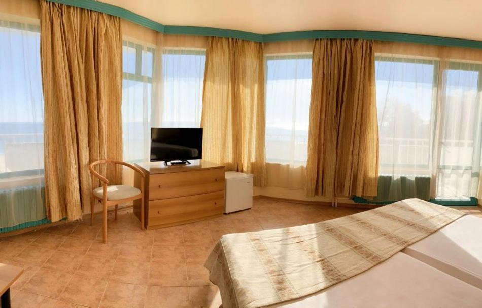 Hotel Arabella Beach Albena Exterior photo